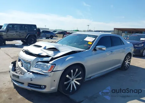 2012 Chrysler 300 Limited z USA, uszkodzony, nr VIN 2C3CCACGXCH310051